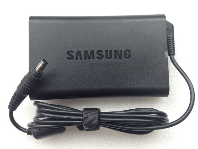 Samsung-19V-4.74A-3.0mm-Slim+USB.jpg