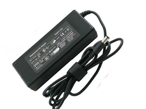 Toshiba-15V-3A-3.0mm.jpg
